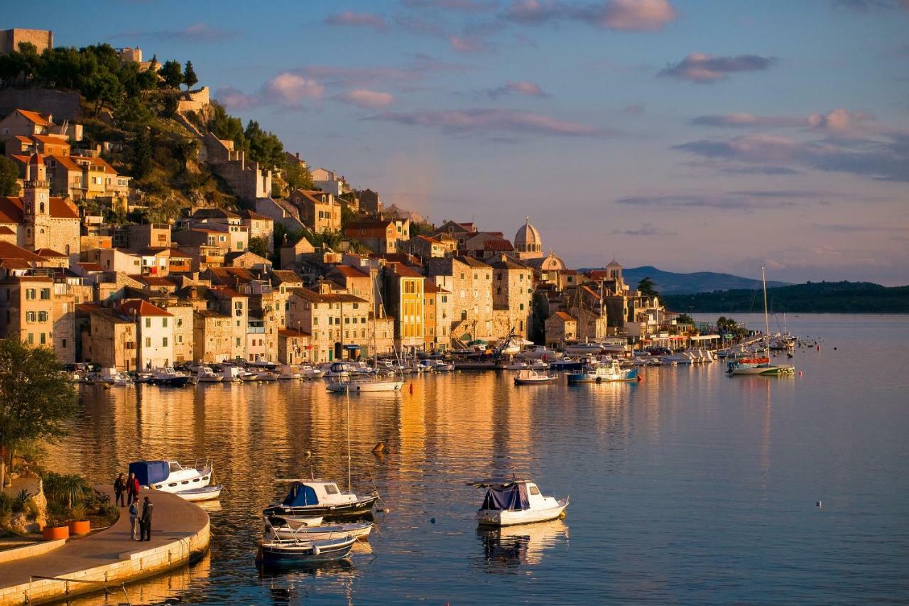 Sibenik Modern Apartment Exterior photo